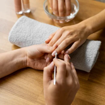Women Manicure & Pedicure