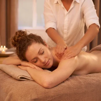 Women Relaxation Massage (45 Min)